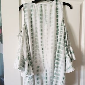 Flowing blouse